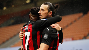 Rafael Leão sai em defesa de Lukaku: «Ibrahimovic também ouviu cânticos racistas...»