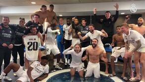 Loucura no balneário do Real Madrid após goleada em Camp Nou