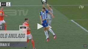 FC Porto marcou mas antes foi assinalada falta de Taremi sobre Vlachodimos: dragões contestaram decisão