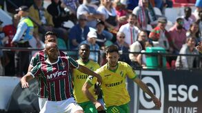A crónica do E. Amadora-Mafra, 2-2: Régis carregou estrela da subida