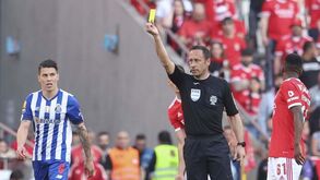 A crónica do Benfica-FC Porto, 1-2: Um banho de bola de princípio ao fim