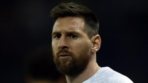 Barcelona insiste em... Messi