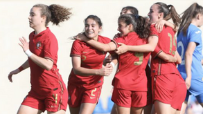 Portugal goleia Roménia e decide com a França o apuramento para o Europeu sub-19