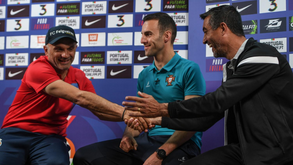 Felgueiras-Alverca: Treinadores e árbitro lançam partida