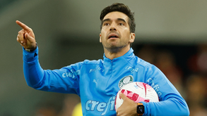 Palmeiras de Abel Ferreira goleia e volta a conquistar o Paulistão