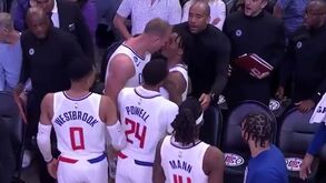 Parece fado na NBA hoje; nos Clippers também colegas de equipa quase chegaram a vias de facto