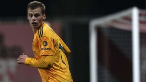 João Tomé nos convocados do Benfica para o jogo com o Inter