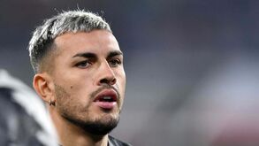 Tensão na Juventus: Paredes e Allegri em 