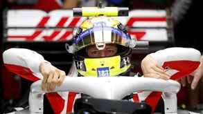 Chefe da Haas, o prejuízo causado por Schumacher em 2022 e o GP do Japão: «É ridículo como o c...»