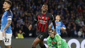 Milan-Nápoles: o que se passa na Serie A de pouco vale na UEFA