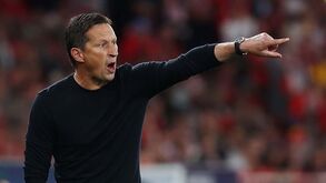 Roger Schmidt vive fase negativa