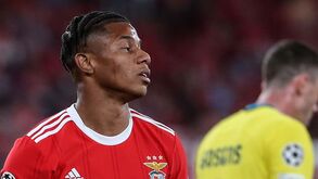 Neres reclama oportunidades
