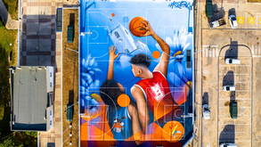 A incrível ilustração do artista Asur nos campos de 3x3 BasketArt inaugurados em Albufeira