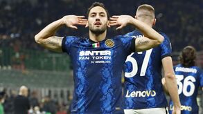 Çalhanoglu de regresso