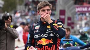 Damon Hill responde a 'ameaça' de Verstappen: «Devia abandonar a Fórmula 1 já»