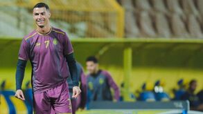 Cristiano Ronaldo já trabalha sob as ordens do novo treinador