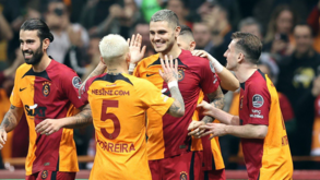 Galatasaray goleia e pressiona Fenerbahçe de Jorge Jesus