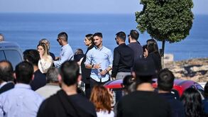 Vários elementos do FC Porto e até um jogador do Sporting no funeral da mãe de Eustáquio
