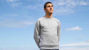 Jovem António Laureano em destaque na série da HBO sobre ondas gigantes da Nazaré