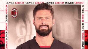 Giroud renova com o Milan até 2024
