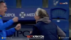 O golo de João Pedro aos 90'+3 que levou Jorge Jesus à loucura