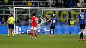 O resumo do Inter Milão-Benfica: os golos, os casos e outros lances