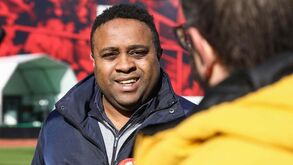 Jorge Andrade recorda a expulsão no FC Porto-Deportivo: «Até a mãe do Deco estava a chorar»