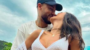 Namorada de Neymar e a gravidez: «Não pensei que o teste desse positivo...»