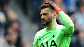 Hugo Lloris após descalabro do Tottenham: «Havia algo estranho no campo...»