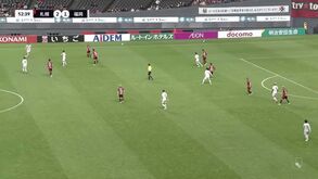 Aconteceu no Japão: quando um golaço a favor acaba num penálti... contra