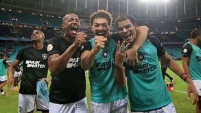 Botafogo vence Bahia em jogo de treinadores portugueses no Brasileirão