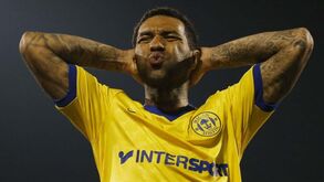 Jermaine Pennant e o Tottenham: «Podem contratar Klopp ou Guardiola e continuarão a jogar um futebol de merda»