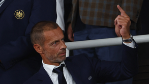 Presidente da UEFA antecipa a próxima grande mudança no futebol: «Todos concordam com tetos salariais»