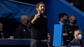 Getafe anuncia despedimento de Quique Flores