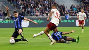 Roma e Inter vão retirar patrocínio das camisolas