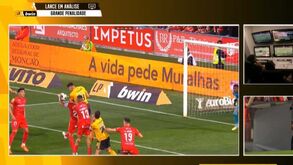 O lance do penálti que permitiu ao Benfica fazer o segundo golo em Barcelos
