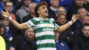 Jota volta a decidir 'Old Firm' e coloca Celtic na final da Taça da Escócia