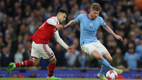 Manchester City bate Arsenal por 3 a 1 e assume liderança do Inglês