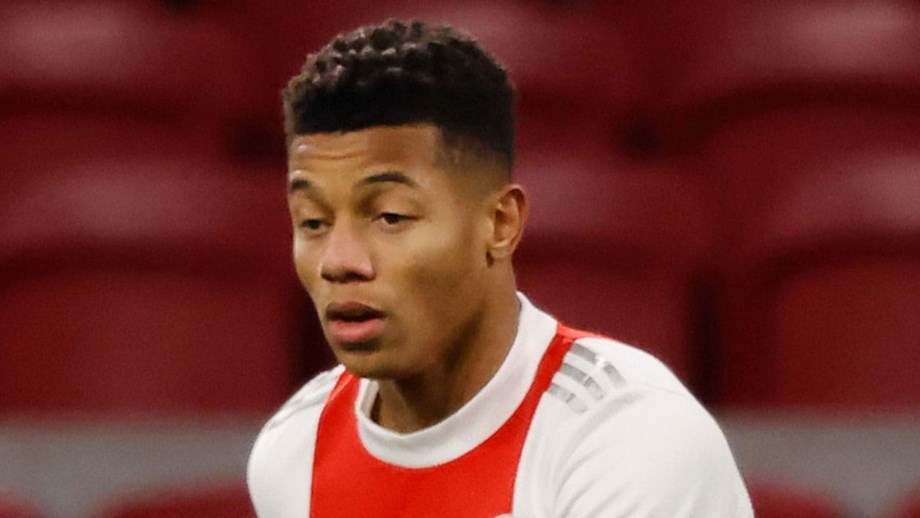 Irritação no Ajax quase levou Neres para a liga chinesa