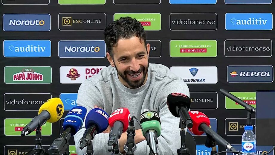 Técnico do Sporting respondeu a pergunta de Record na conferência após o triunfo sobre o Casa Pia