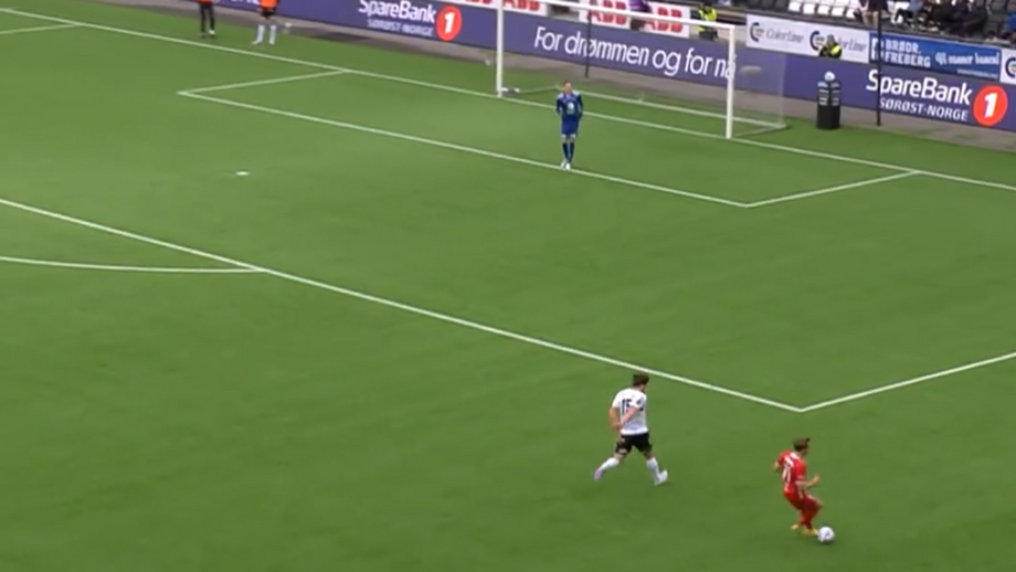 Tudo aconteceu ao minuto 22 da partida entre Odd e Brann, da 2.ª jornada do campeonato
