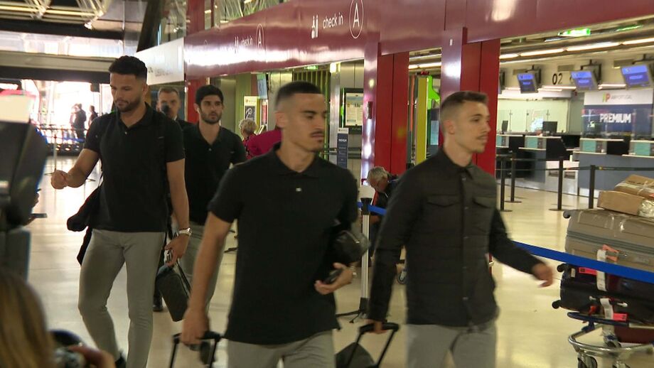 CMTV capta imagens à partida da comitiva para Milão