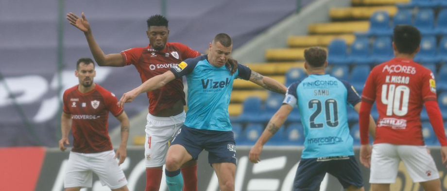 A crónica do Santa Clara-Vizela, 0-1: Goleador voltou e afundou a ilha