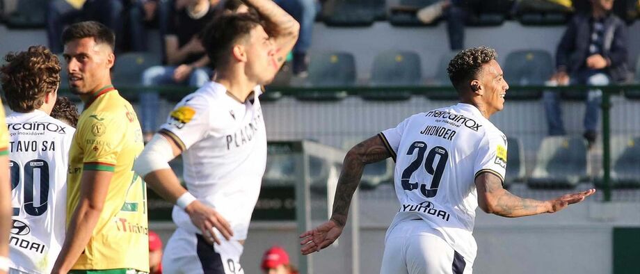 A crónica do P. Ferreira-Famalicão, 1-3: Um grande soco na permanência