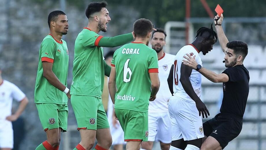 Diretor nega agressão de Amadu ao árbitro: «Se o tivesse feito, já não era jogador do Salgueiros»