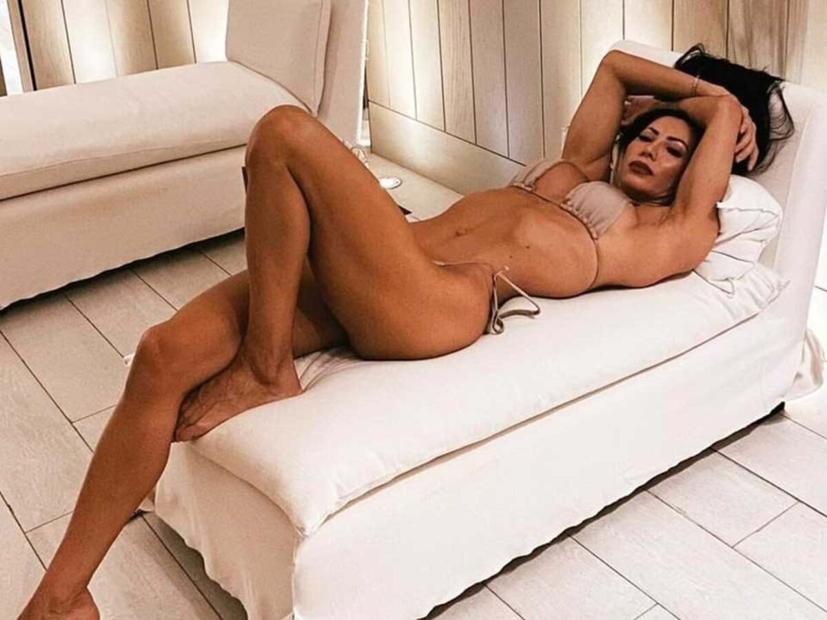 Michele Umezu insaciável por sexo - Jogo da Vida - Jornal Record