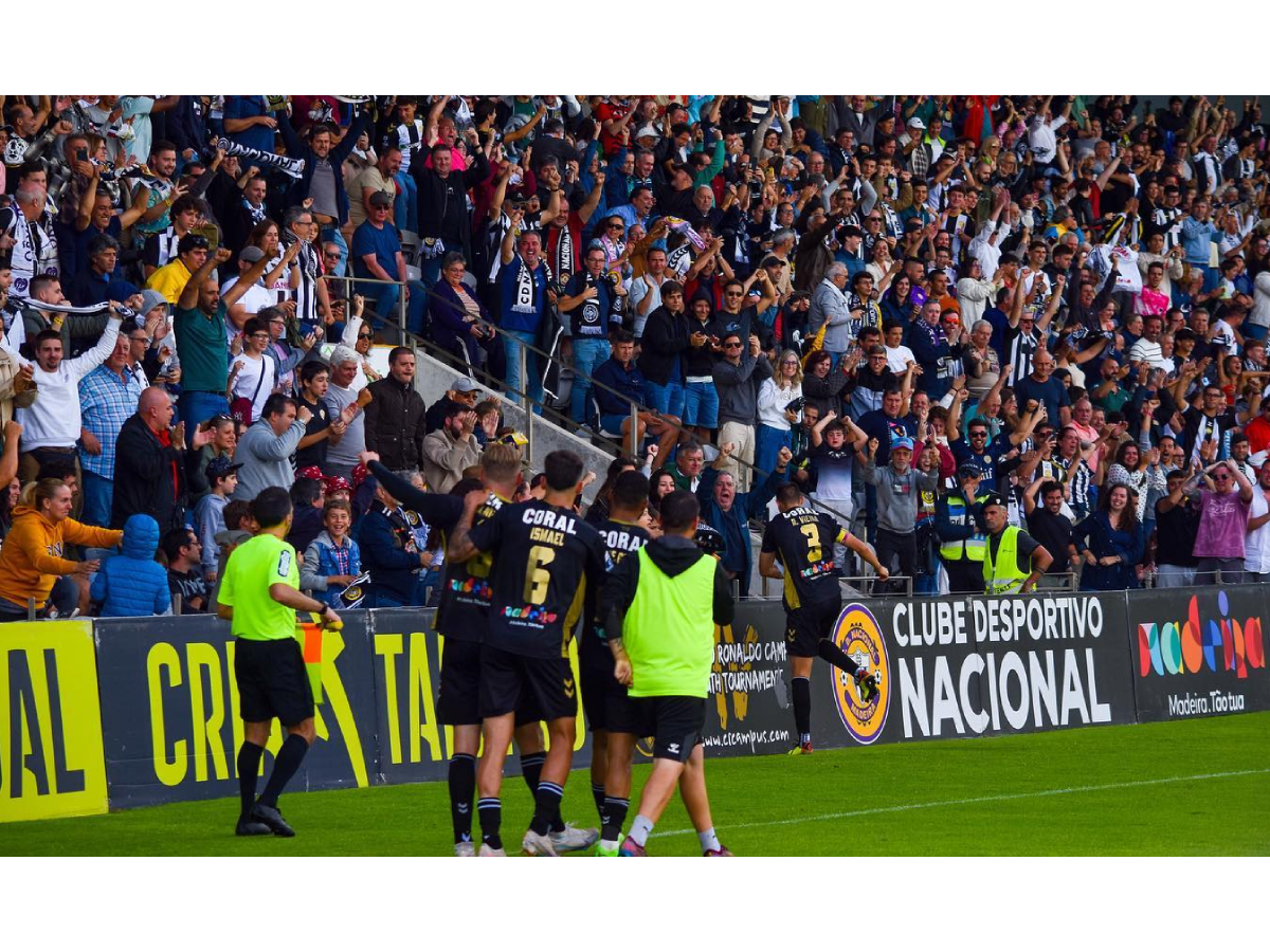 Nacional perde na receção ao Estrela da Amadora - Clube Desportivo Nacional  - Madeira