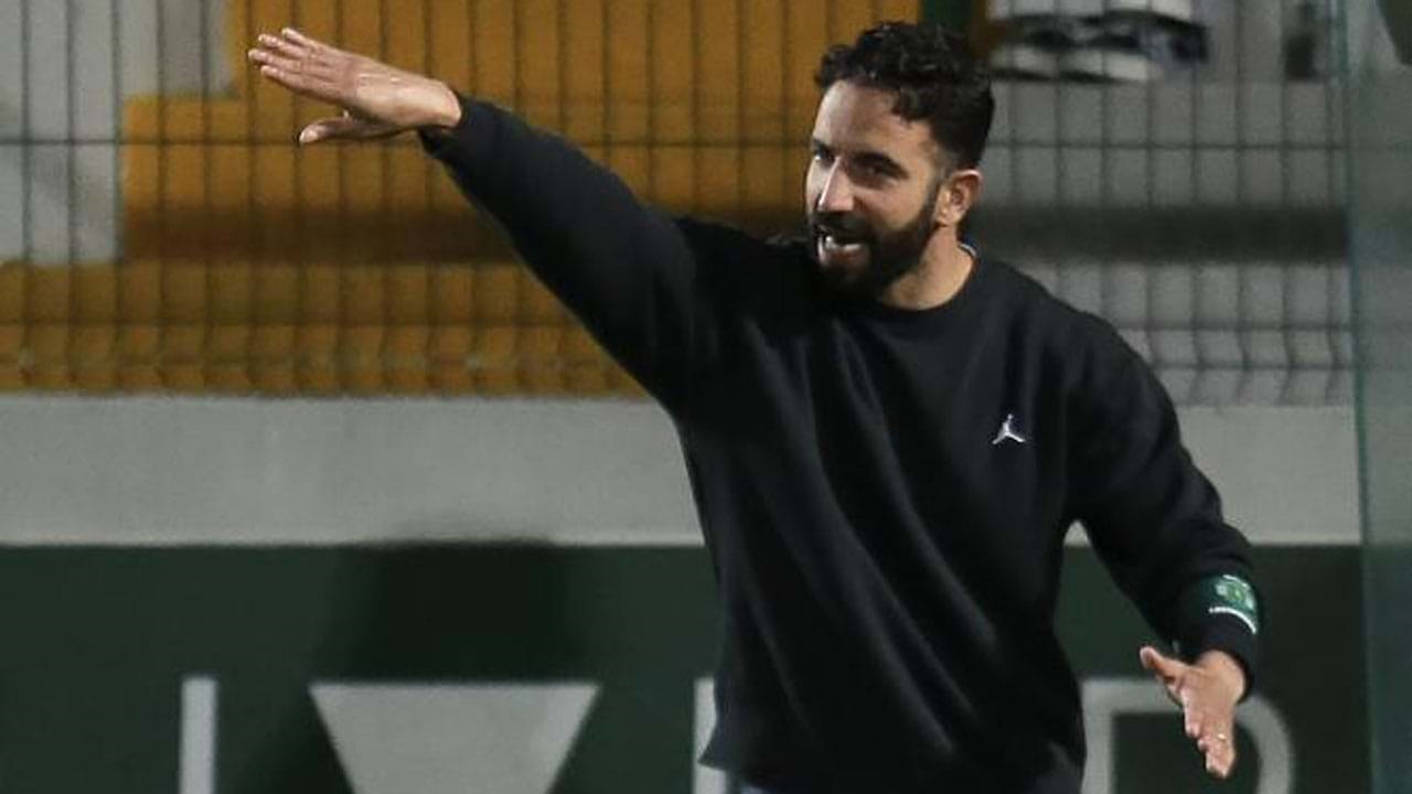 Futuro na Europa em jogo: o onze provável do Benfica para o jogo com o  Salzburgo - Fotogalerias - Jornal Record