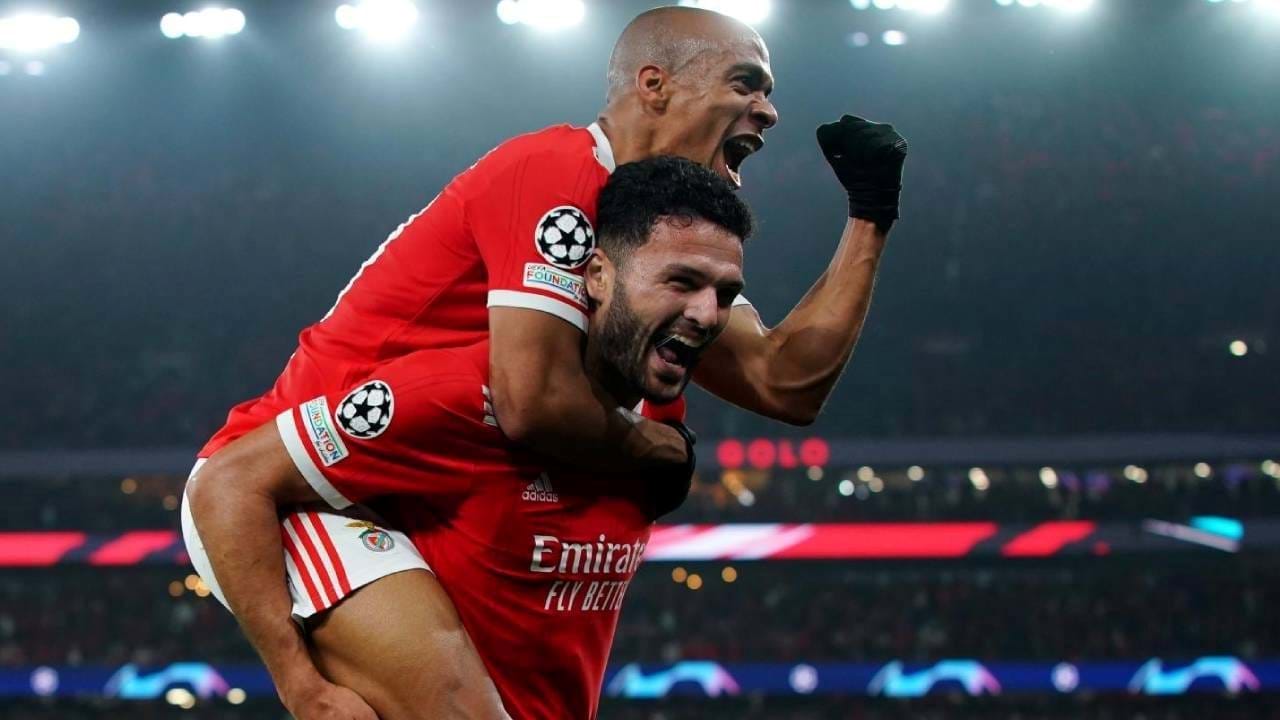 Benfica é rei entre a elite europeia: equipa que não perde há mais jogos na  Champions - Liga dos Campeões - Jornal Record