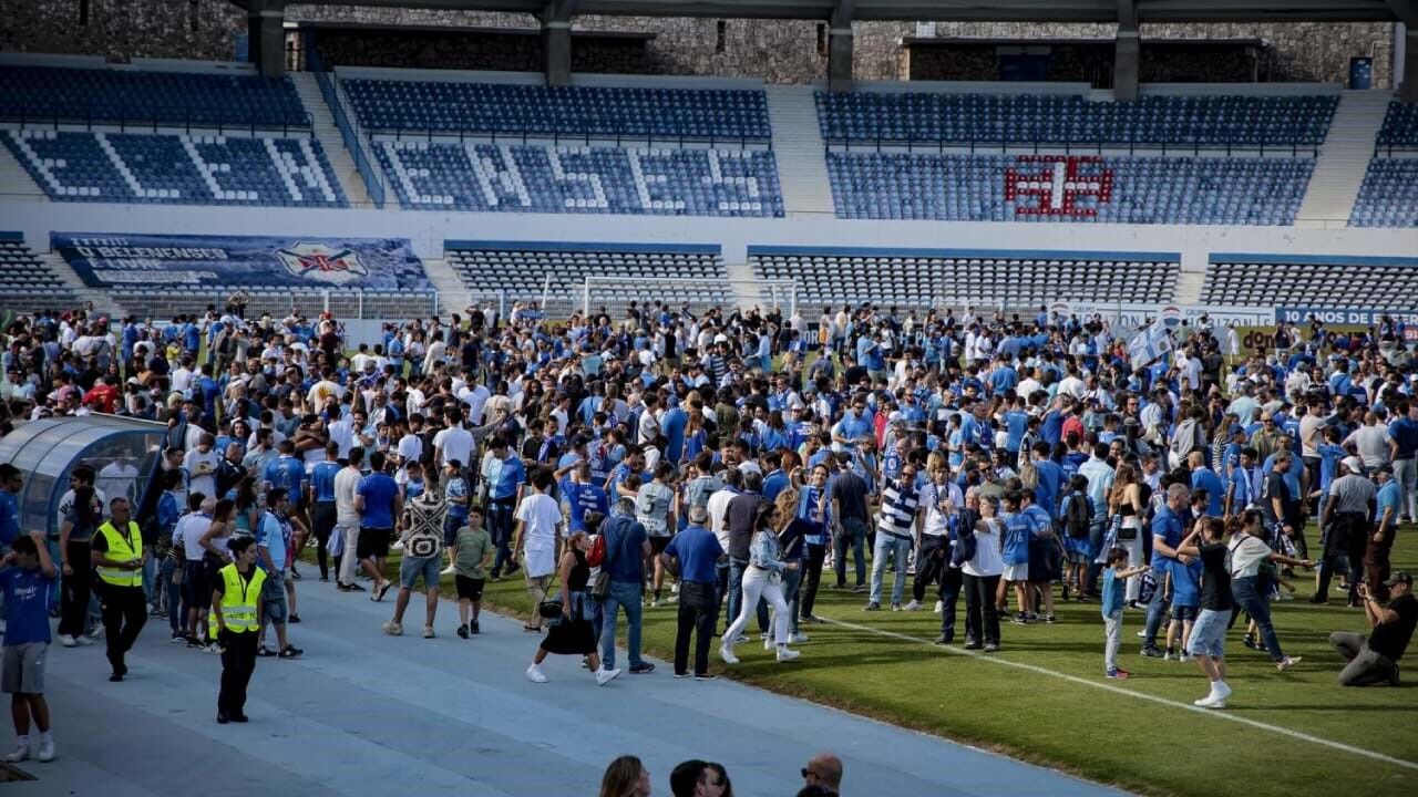 Invasões de campo e a segurança das partidas de futebol